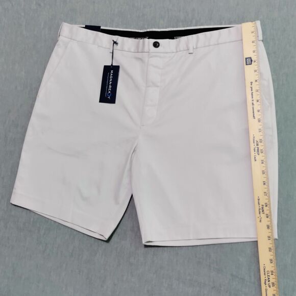 MagnaReady Chino Twill Magnetic Closure Adaptive Shorts Mens 44W Classic Fit - Picture 11 of 14